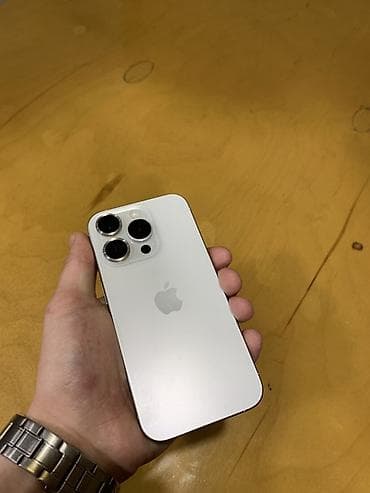 macbook m3: IPhone 15 Pro, Б/у, 512 ГБ, Серебристый, 84 % — 1