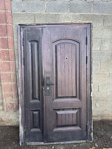 Уход и хранение одежды: Дверь для хозяйственных помещений и складов, Б/у, Металлическая, Двухстворчатая — 2