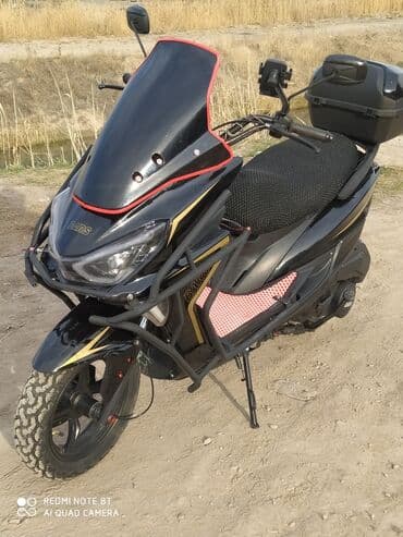 скутеры оптом: Тип скутера 150 куб. см, Бензин, Б/у — 2