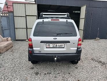 кабина авто: Ford Maverick/ Escape — пятидверный кроссовер, интерьер. Основные — 6