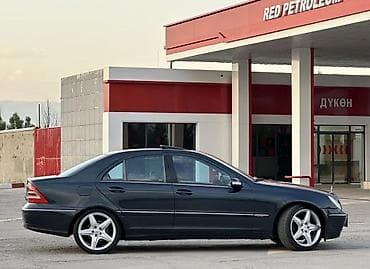 решетки мерс: Mercedes-Benz C-Class: 2001 г., 3.2 л, Автомат, Бензин, Седан — 7