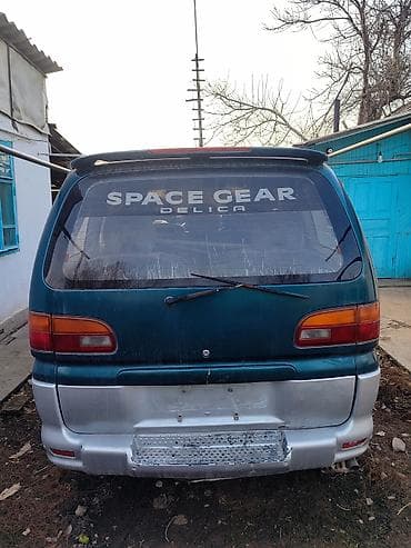 pathfinder r51: Mitsubishi Space Gear: 1994 г., Минивэн — 4