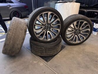 хромированные диски: Литые Диски R 22 Комплект, отверстий - 5, Б/у — 4