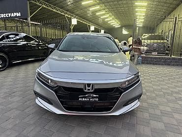 Honda Accord: 2019 г., 0.5 л, Автомат, Бензин — 2