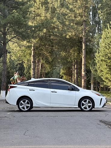 e2 byd: Toyota Prius: 2019 г., 1.8 л, Автомат, Гибрид, Хэтчбэк — 6