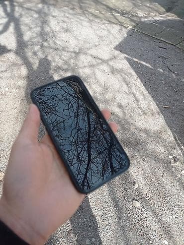 ipod touch 4: IPhone 13, Б/у, 256 ГБ, Голубой, Зарядное устройство, Защитное стекло, Чехол, 89 % — 2