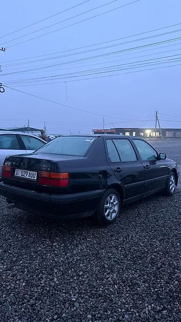 матиз объем 1: Volkswagen Vento: 1993 г., 1.8 л, Механика, Бензин, Седан — 5