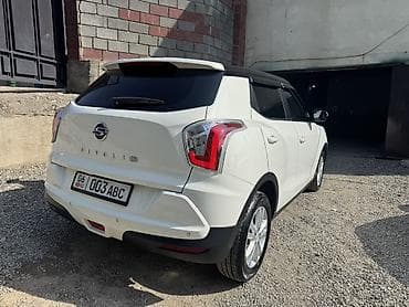 авто домик: Ssangyong Tivoli: 2017 г., 1.6 л, Автомат, Бензин, Кроссовер — 4