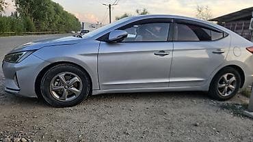 6 мес: Hyundai Elantra: 2020 г., 1.6 л, Автомат, Бензин, Седан — 2