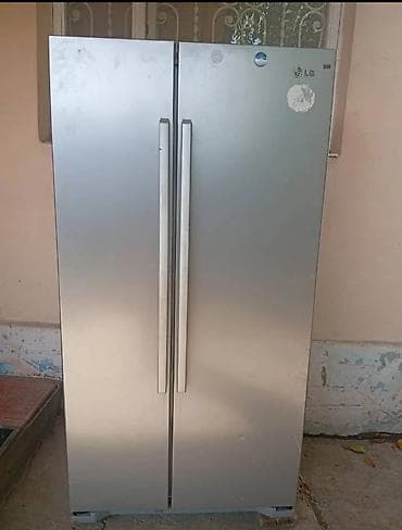 Срочно продается !!! Холодильник LG Side-by-Side, серебристый цвет. -