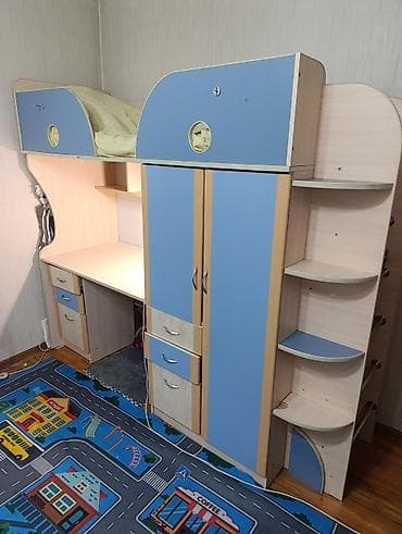 письменный: Двухъярусная детская кровать, Б/у, ЛДСП, цвет - Голубой — 2