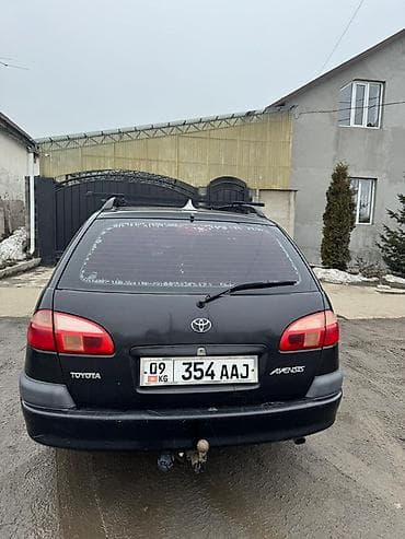 7 мест 3 ряда сидений: Toyota Avensis: 2001 г., 1.8 л, Механика, Бензин, Универсал — 4