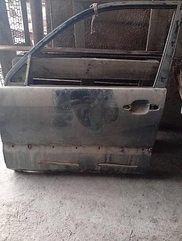 Автокосметика: Эшик Арткы сол Toyota, Оригинал — 1