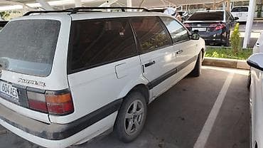 bridgestone blizzak: Volkswagen Passat Variant: 1990 г., Универсал — 2