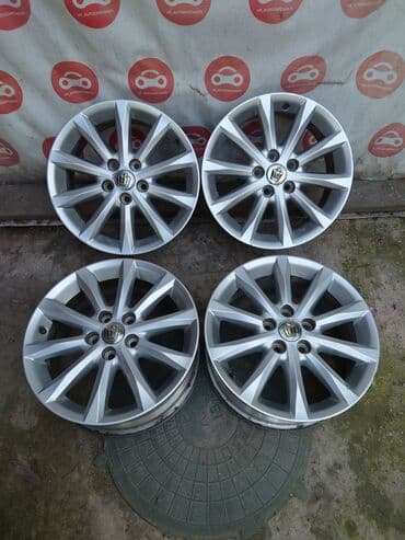 fit rs: Литые Диски R 17 Toyota, Комплект, отверстий - 5, Б/у — 2