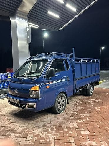 Hyundai Porter: 2017 г., 2.5 л, Автомат, Дизель, Бус
