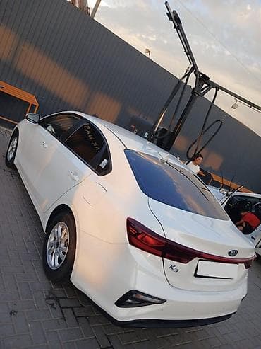 byd e3: Kia K3: 2019 г., 1.6 л, Автомат, Бензин, Седан — 4