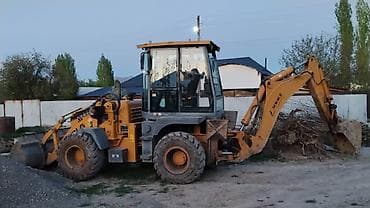 lexus rx 470: Экскаватор, 2010 г., Колесный — 4