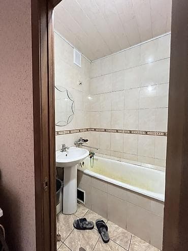 106: 2 комнаты, 57 м², 106 серия, 9 этаж, Старый ремонт — 8