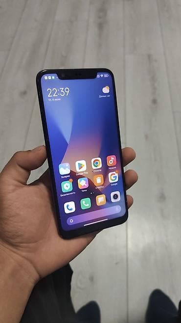 poco x7: Xiaomi, Mi 8, Б/у, 128 ГБ, цвет - Черный, 2 SIM — 1