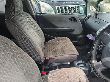 на фит 2: Honda Fit: 2003 г., 1.3 л, Вариатор, Бензин, Хэтчбэк — 8