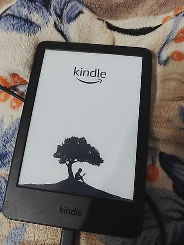 Электронные книги: Электронная книга, Amazon, Б/у, Wi-Fi, цвет - Черный — 1