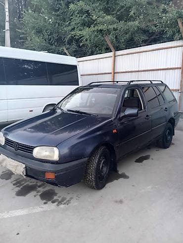 Volkswagen Golf Variant: 1994 г., 1.8 л, Механика, Бензин, Универсал