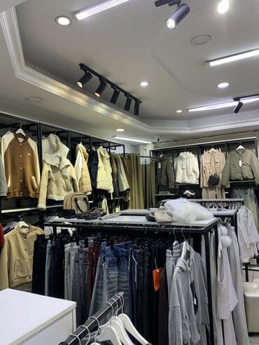 прокат мужских костюмов [возьми на прокат] бишкек фото: Сдаётся пол бутика Отличное место, хорошая проходимость. Подойдёт под — 7