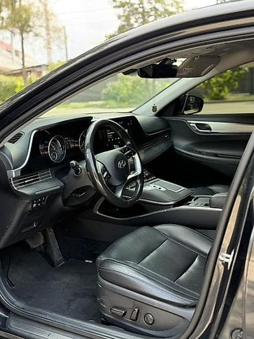 Продажа авто: Hyundai Grandeur: 2021 г., Автомат, Гибрид, Седан — 5