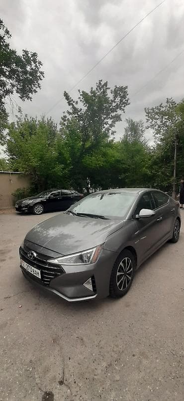Продажа авто: Hyundai Elantra: 2019 г., 2 л, Автомат, Бензин — 1