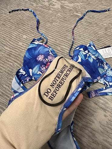 пляжные туники: Пляжный комплект в синей цветочной расцветке. В набор входят: - — 2