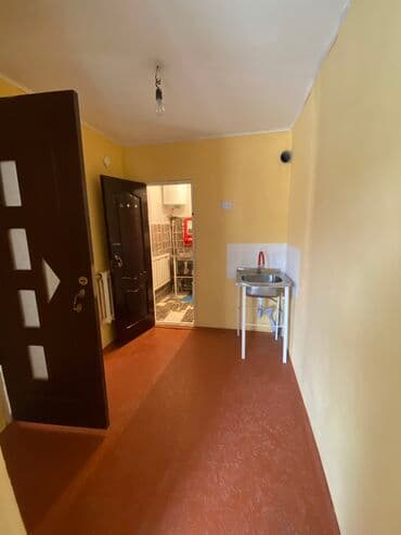 можно с животными: 1 комната, 50 м², Без мебели — 2