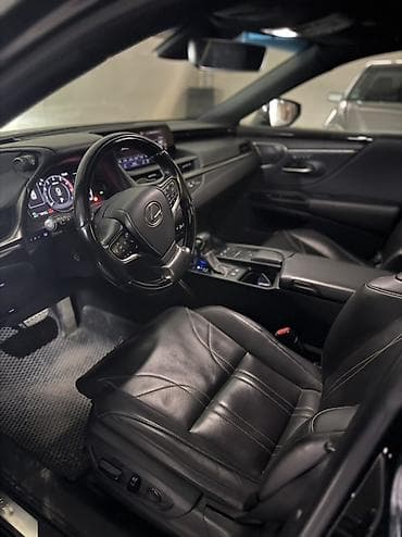 lexus es 3: Lexus ES: 2019 г., Автомат, Гибрид, Седан — 5