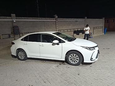 Унаа: Toyota Corolla: 2019 г., 1.8 л, Вариатор, Гибрид, Седан — 2