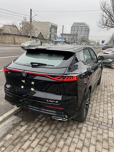 changan univ: Changan Uni-Z: 2026 г., 1.5 л, Автомат, Бензин, Кроссовер — 4
