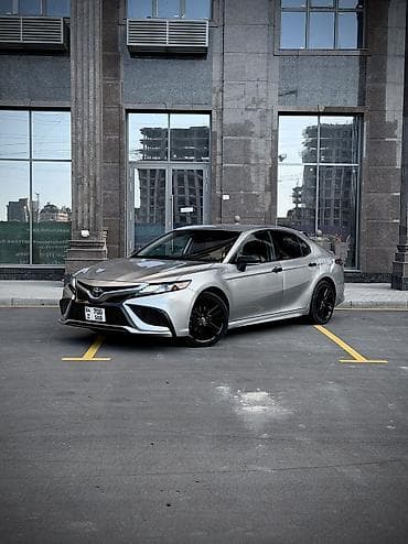 toyota kamry: Toyota Camry: 2021 г., 2.5 л, Автомат, Бензин, Седан — 1