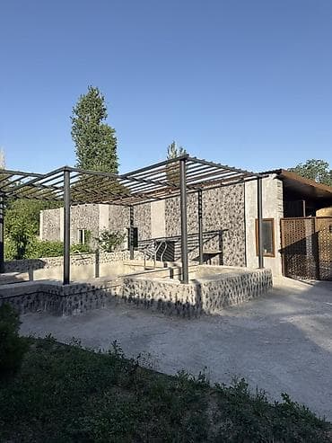 кыймылсыз мүлк: Belovoski center 10 sotuk 
Pradayu dom 
Po telefonu zvanity — 2