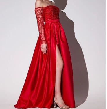 длинное красное платье с разрезом: Вечернее платье, А-силуэт, Длинная модель, Атлас, С рукавами, Шлейф, S — 1