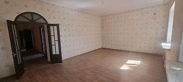 Продажа домов: Продаётся просторный частный дом с придомовой территорией и садом — 4