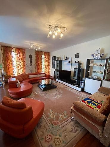 kyrgyz home: Коттедж, Домик у Озера ЦО Dordoi Resorts, Кош-Кол, Парковка, стоянка, Охраняемая территория, Футбольное поле — 9