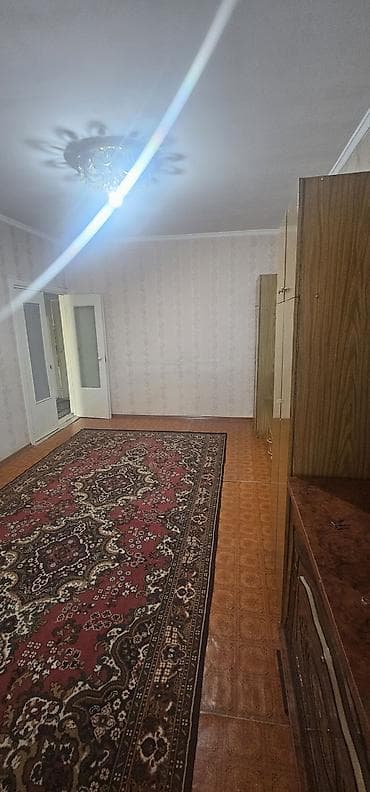 прод квартиру: 3 комнаты, 75 м², 105 серия, 1 этаж, Косметический ремонт — 1