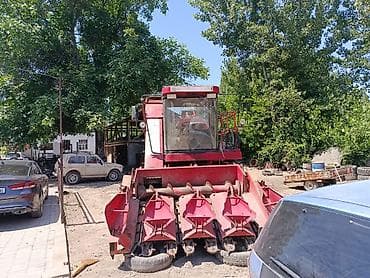 mersedes e200: Самоходный кукурузоуборочный комбайн Moshine YH8300 сатылат - — 1