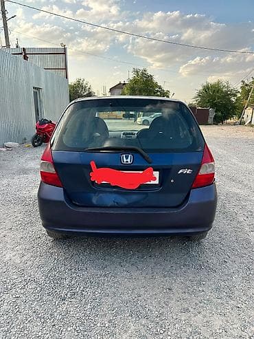 Honda Fit: 2002 г., Автомат, Бензин, Хэтчбэк — 3