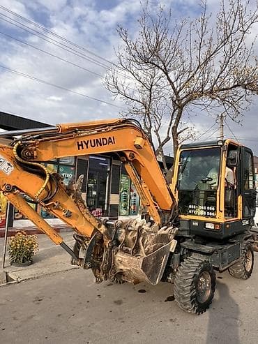 коробка сатылат: Экскаватор, Hyundai, 2012 г., Дөңгөлөктүү — 4