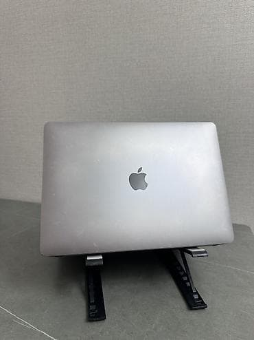 macbook m2 16: Ультрабук, Б/у, Apple M1, ОЗУ, RAM: 8 ГБ — 7