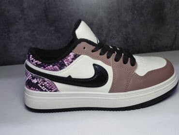 женские зимние сапоги из натуральной кожи и меха: Кроссовки, 36, 40, Air Jordan, Новый, цвет - Белый, Самовывоз, Платная доставка — 10