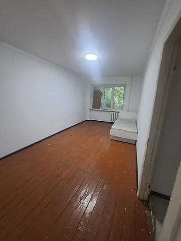 сдаю 2: 2 комнаты, 47 м², Индивидуалка, 1 этаж, Косметический ремонт — 4