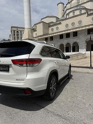 Транспорт: Toyota Highlander: 2019 г., 3.5 л, Автомат, Бензин, Кроссовер — 8