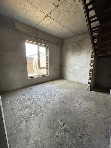 green hills: 🔥🔥🔥Продаётся таунхаус в мкр Тунгуч 160 м² на 3 — 5