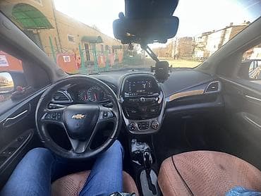 китайская машина byd: Chevrolet Spark: 2020 г., 1 л, Вариатор, Бензин, Хэтчбэк — 7